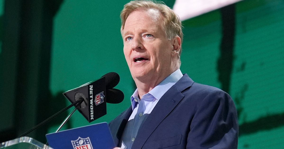 NFL Commissioner Roger Goodell walks on stage to announce the New York Jets pick during the first round of the 2025 NFL Draft in Green Bay, Wisconsin, on April 24.