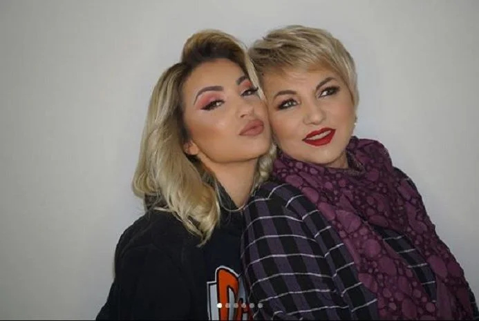 Të gjithë kujtonin se isha vajza e Behar Merës! Roza Lati befason: Mami im prej 22 vitesh ka marredhenie me..